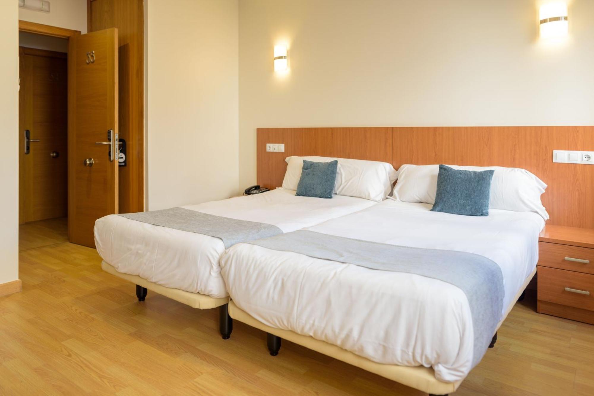 Hotel Alda Fogar Do Marineiro Ribadeo Luaran gambar